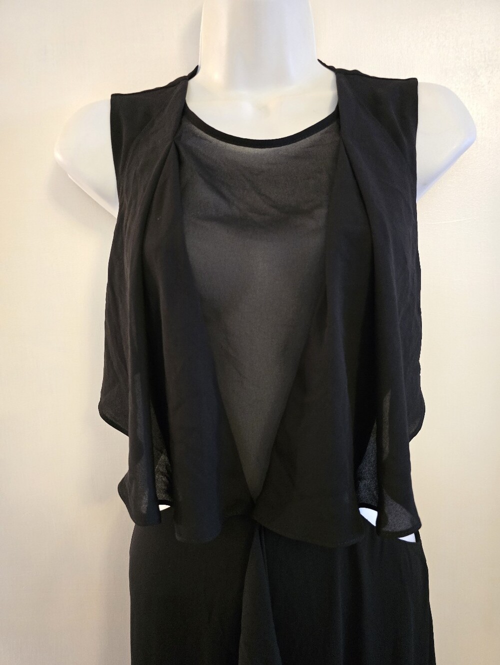BCBG Max Azria NWT Black Cutout Maxi Dress Size 4 Open Back Formal Evening Gown - Picture 4 of 10